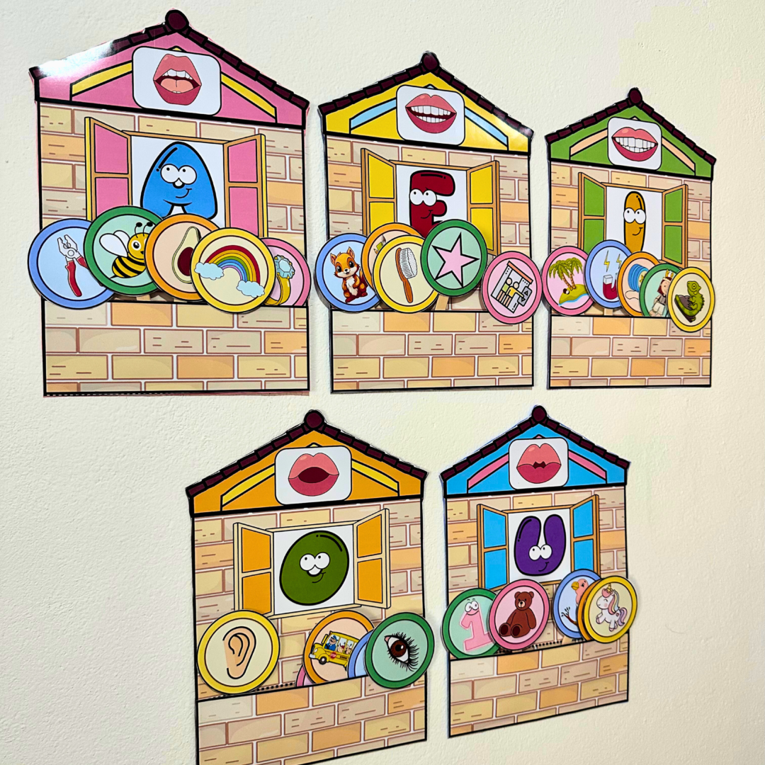 Luva: A Casinha das Vogais